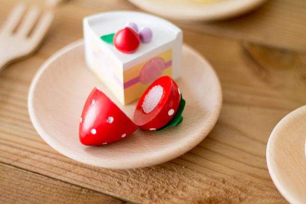 いちごとケーキ拡大
