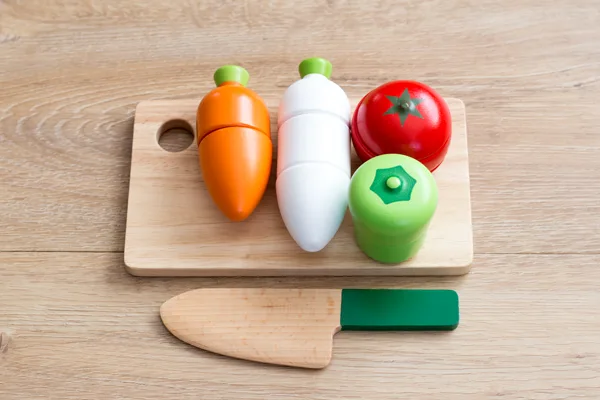 ままごと野菜はウッディプッディ