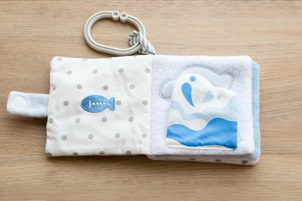 イルカが隠されている仕掛け