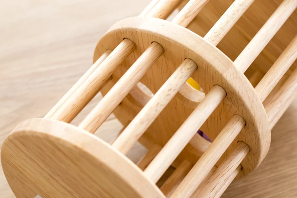 木玉が落ちる穴の様子