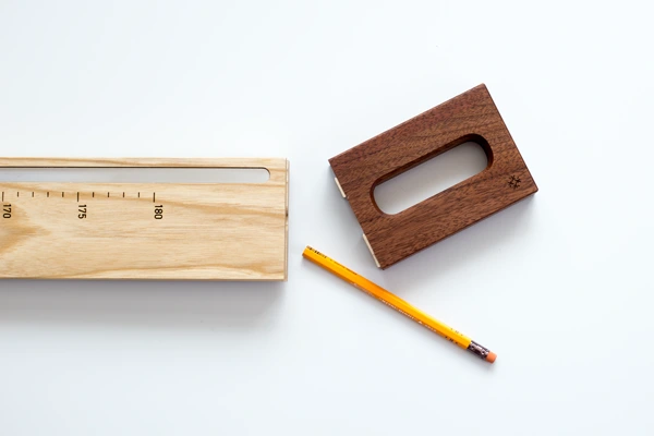 Wall ruler身長計 ササキ工芸｜木のおもちゃ専門店おもちゃの森sapporo